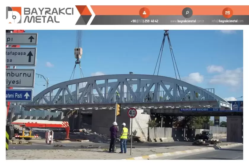 çelik köprü platform
